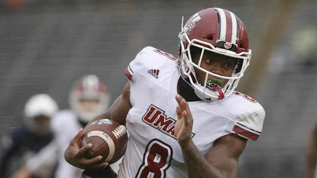Oct 27, 2018; East Hartford, CT, USA; Massachusetts Minutemen running back Marquis Young (8) runs the ball against the Connecticut Huskies in the second half at Pratt & Whitney Stadium at Rentschler Field. UMass defeated UConn 22-17. Mandatory Credit: David Butler II-USA TODAY Sports